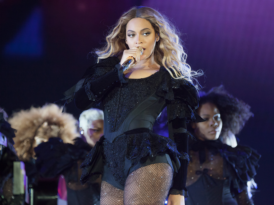 Beyonce Penyanyi Berbakat Yang Memenangkan Banyak Award